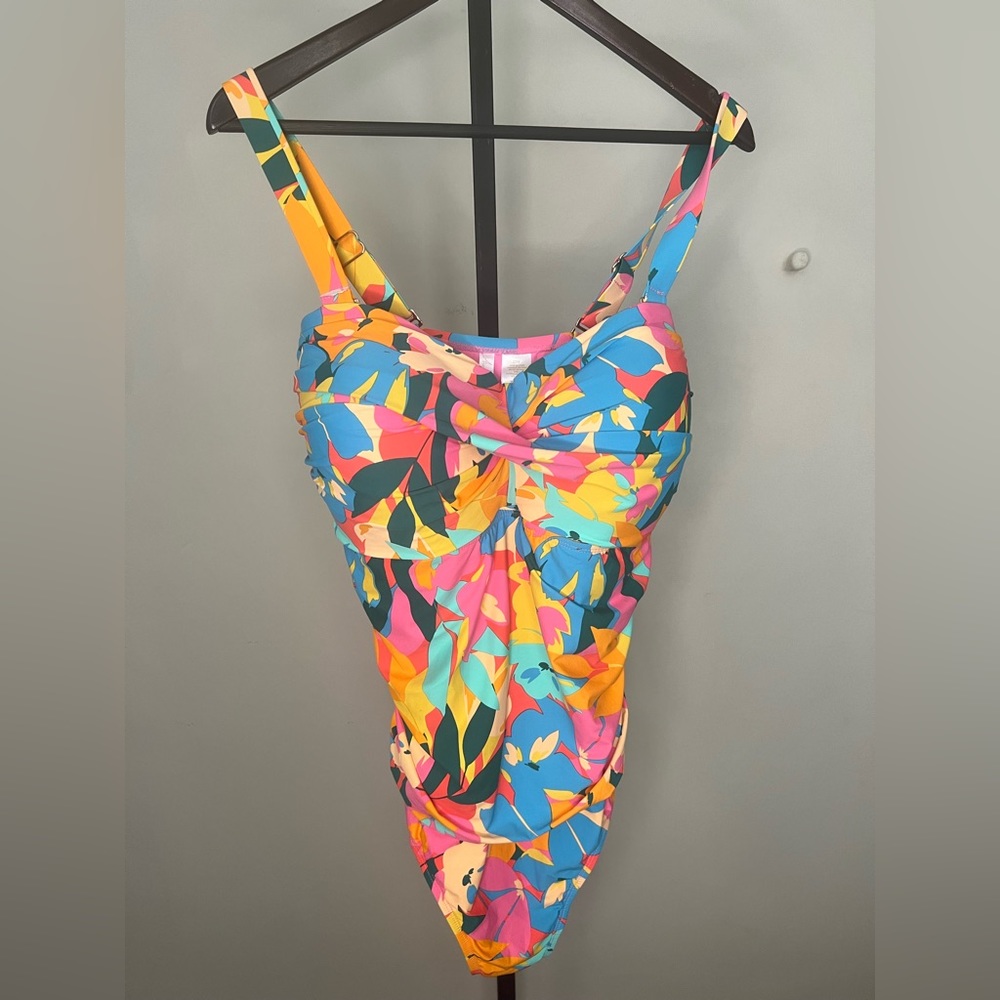 ANNE COLE TWIST FRONT 1PC SWIMSUIT - NWT